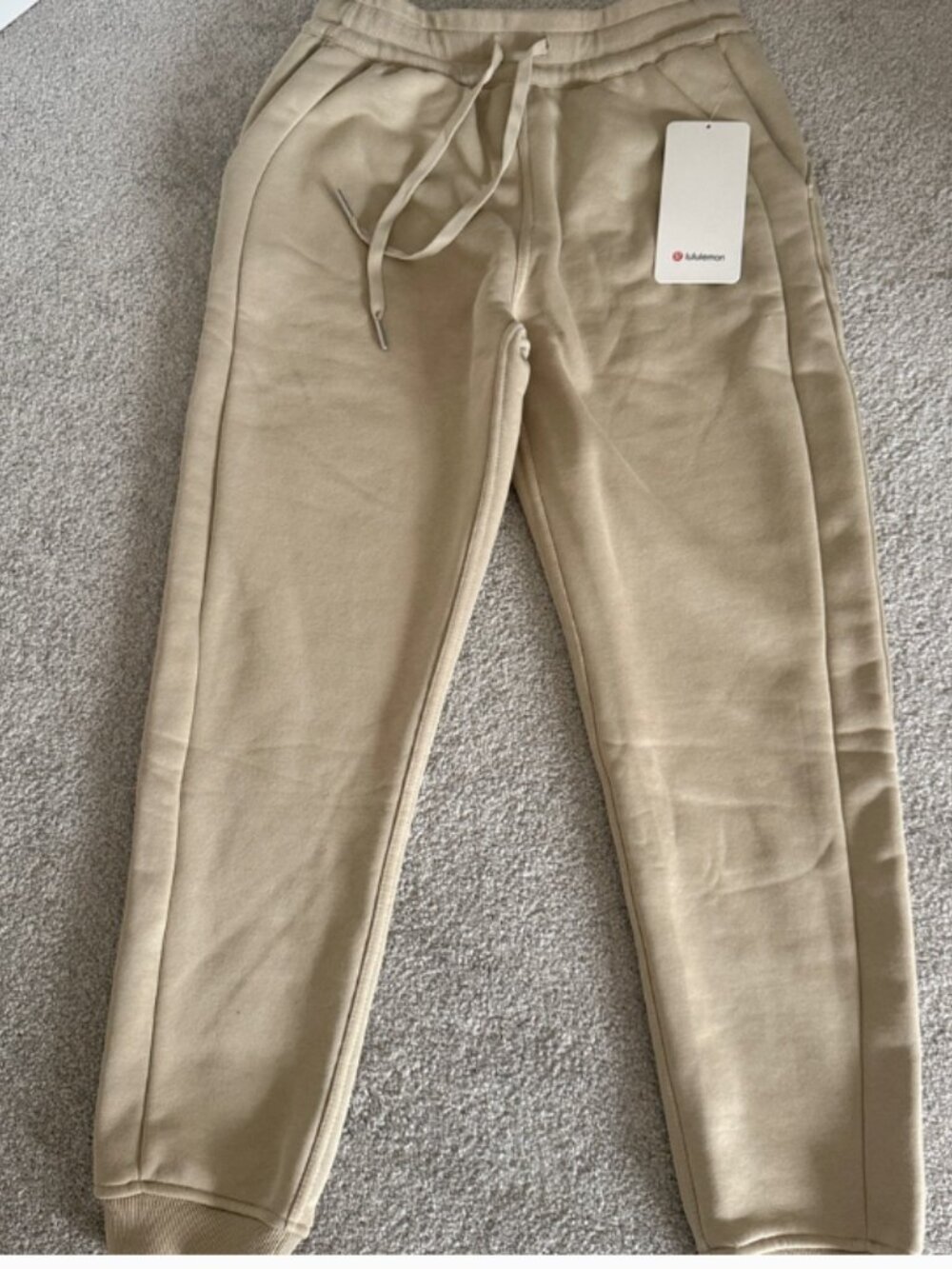 NWT - Lululemon *Fleece* Scuba Mid-Rise Joggers - TRENCH - 27.5" inseam- Size 8
